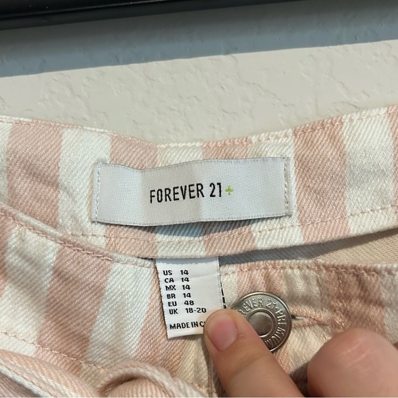 Forever 21 Light Pink & White Vertical Stripe Jeans - Size 14 - Picture 4 of 6